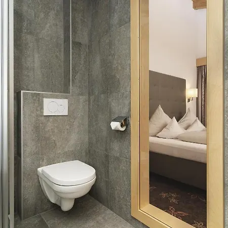 Heiners Gasthuis 3*