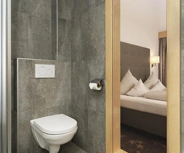 Heiners Guest house 3*